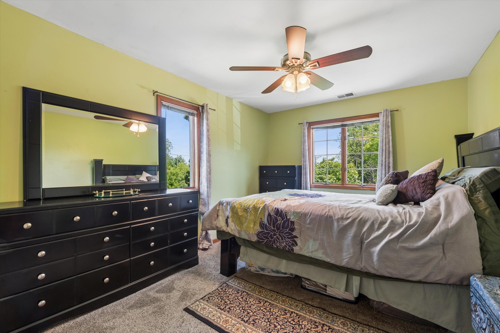 2142 North Summit Street Wheaton IL 60187