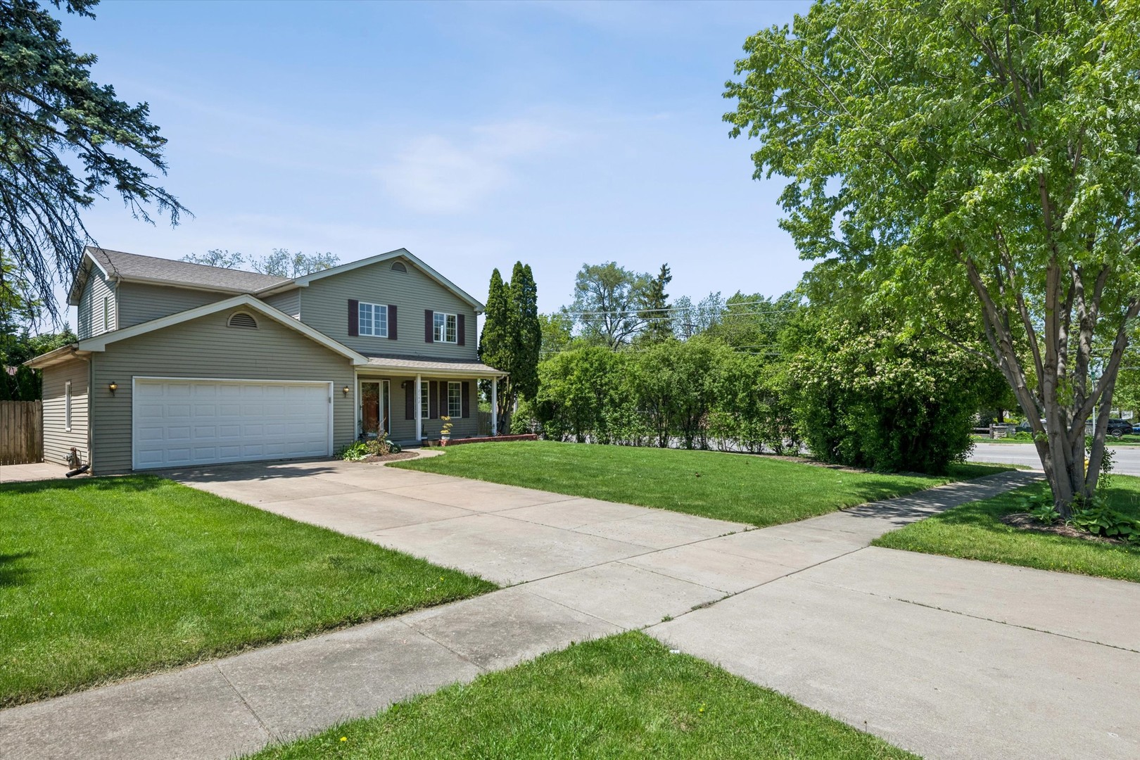 2142 North Summit Street Wheaton IL 60187
