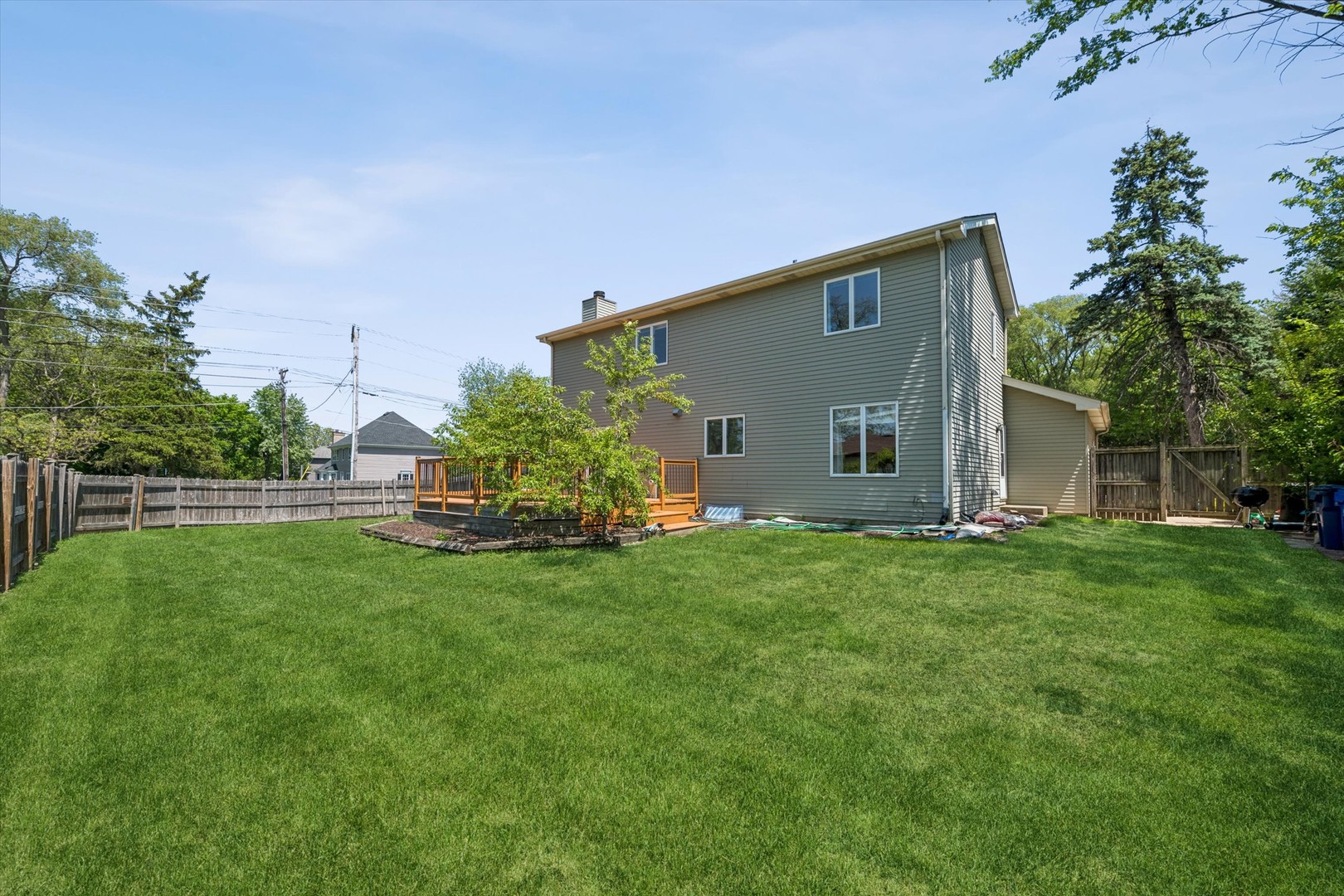 2142 North Summit Street Wheaton IL 60187