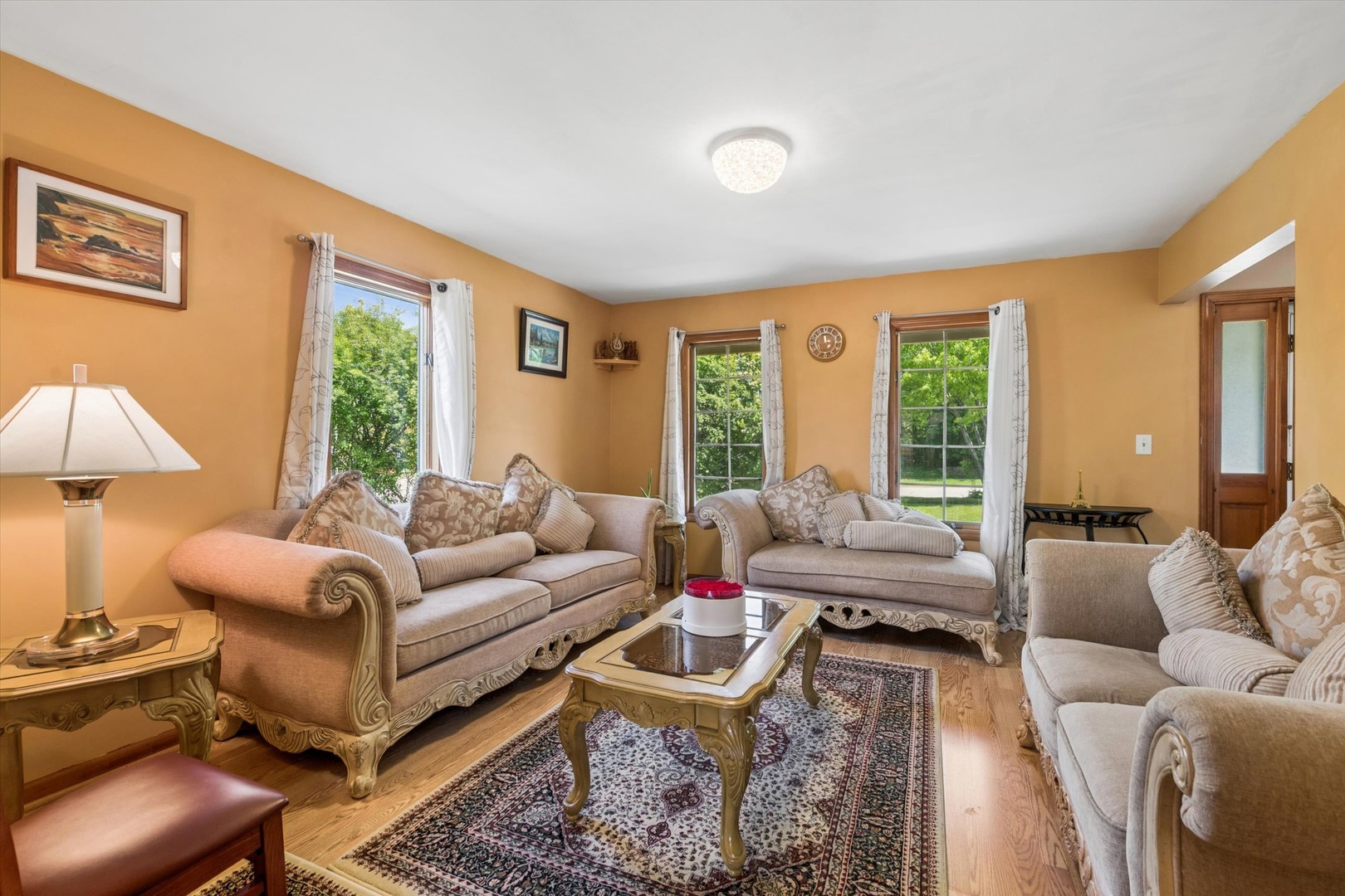 2142 North Summit Street Wheaton IL 60187