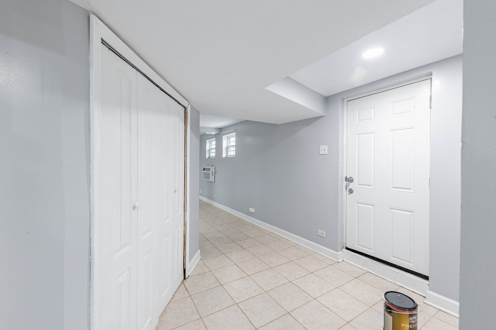 5421 South Mulligan Avenue Chicago IL 60638