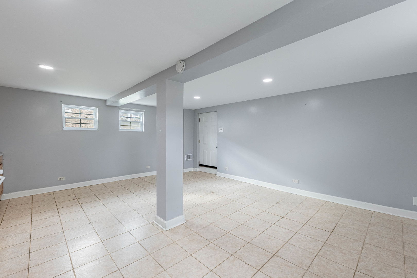 5421 South Mulligan Avenue Chicago IL 60638