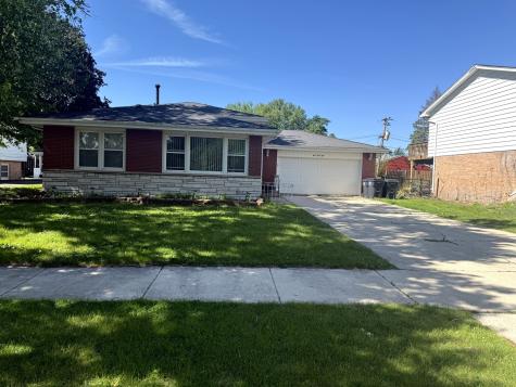 738 East 158th Street South Holland IL 60473