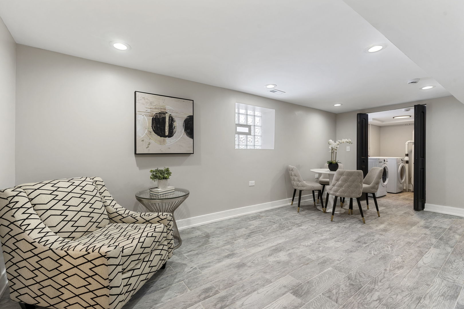 6101 South Maplewood Avenue Chicago IL 60629