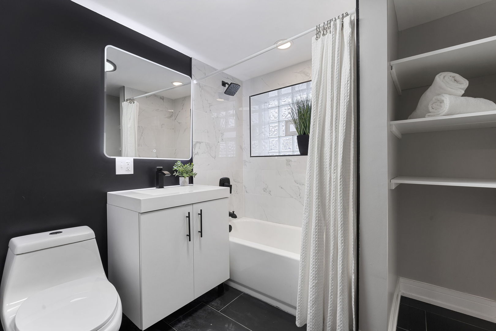 6101 South Maplewood Avenue Chicago IL 60629