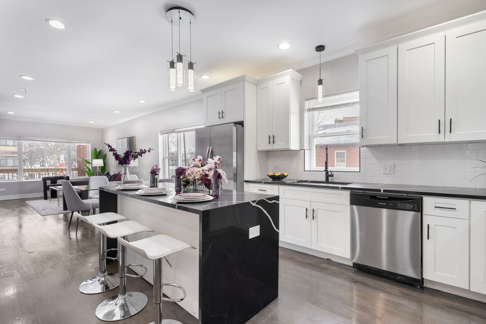 6101 South Maplewood Avenue Chicago IL 60629