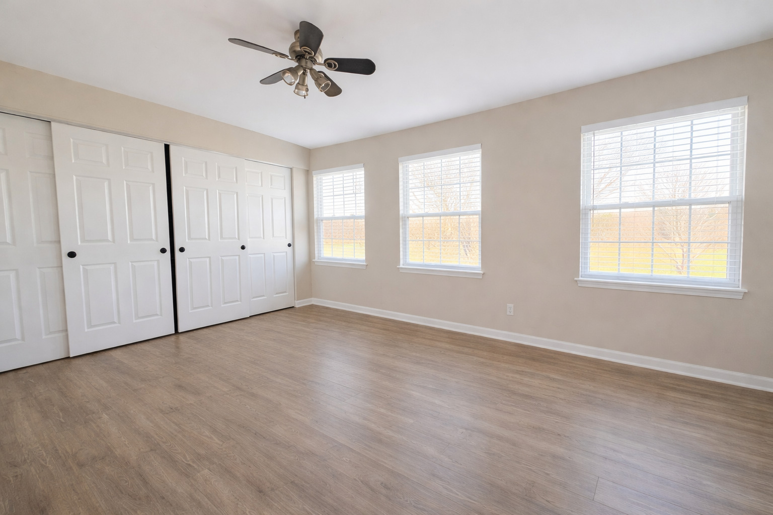 2467 Deerfield Drive Aurora IL 60506