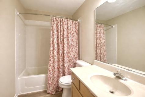 2467 Deerfield Drive Aurora IL 60506