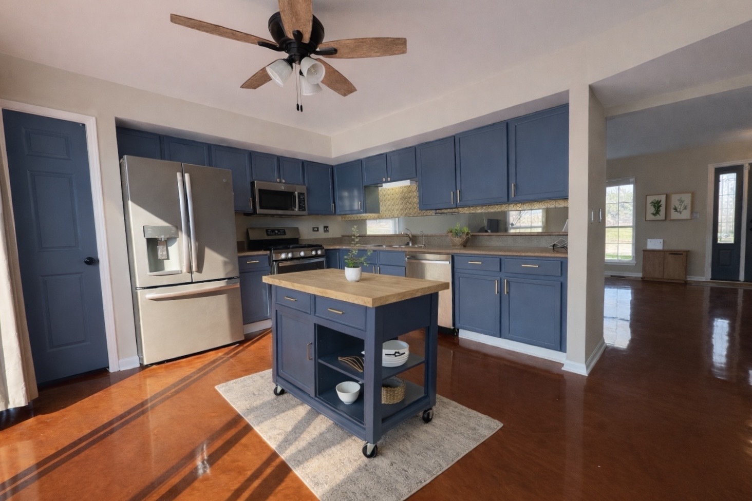 2467 Deerfield Drive Aurora IL 60506