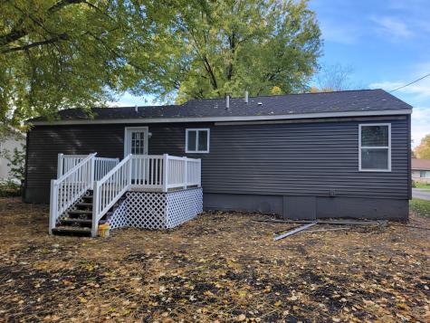 1718 Knoll Avenue Mchenry IL 60050