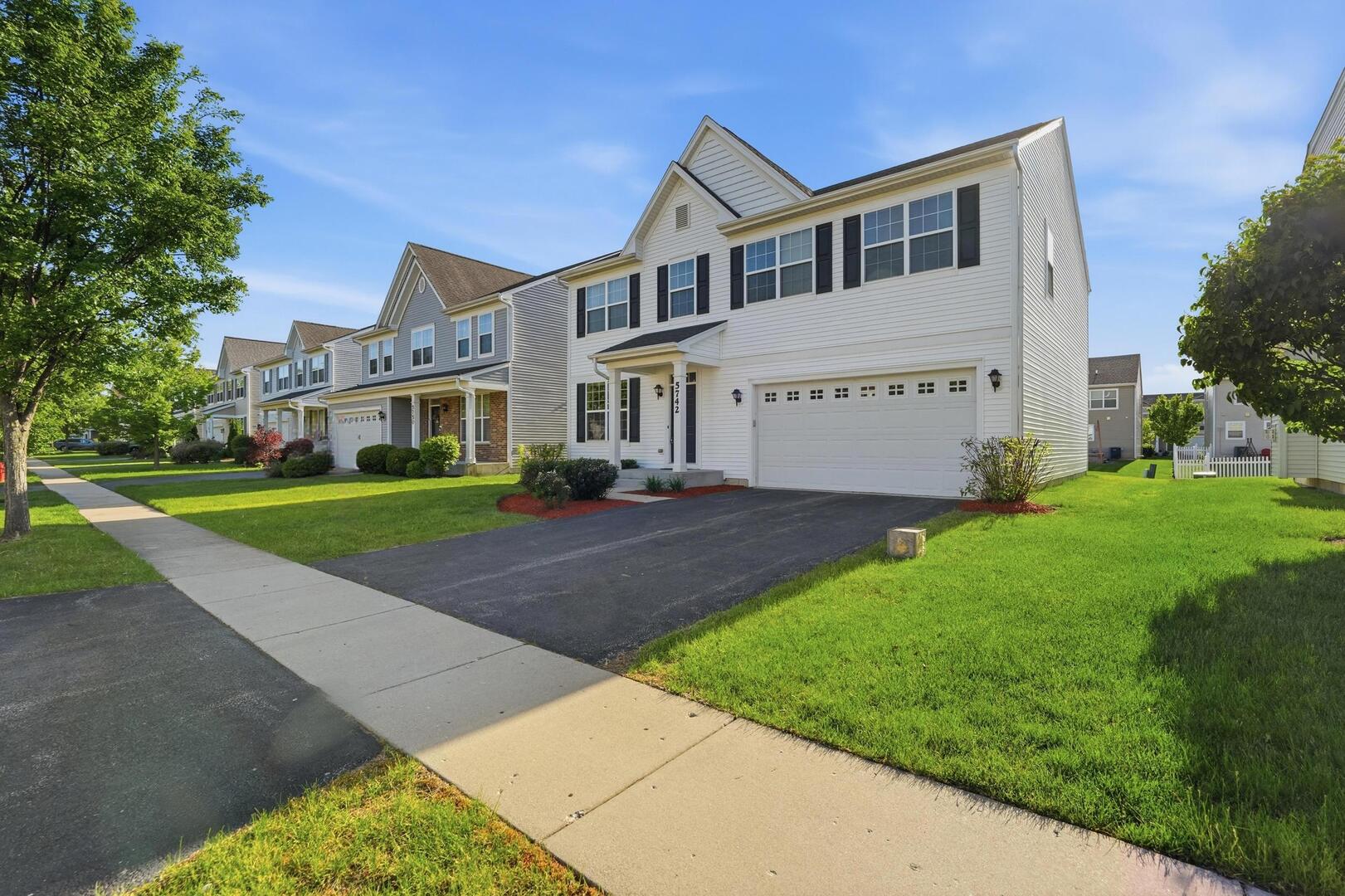 5742 Oak Ridge Way Lisle IL 60532