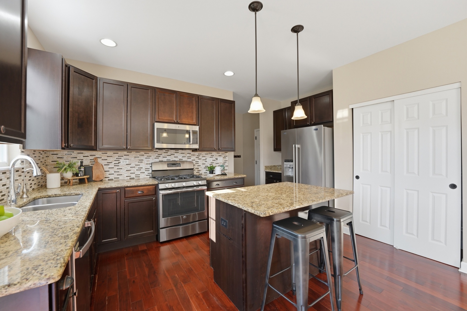 5742 Oak Ridge Way Lisle IL 60532