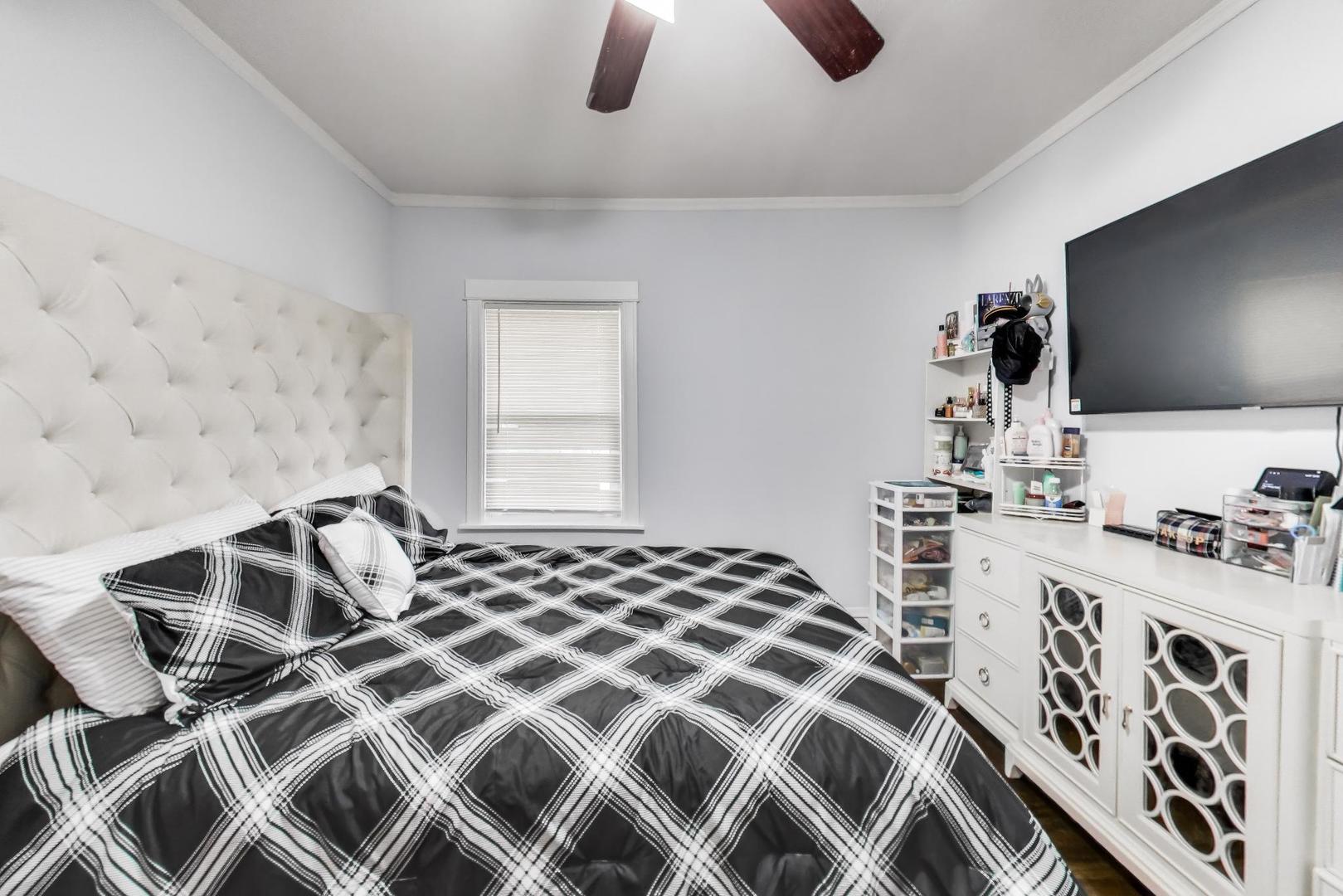 28 North Lockwood Avenue Chicago IL 60644