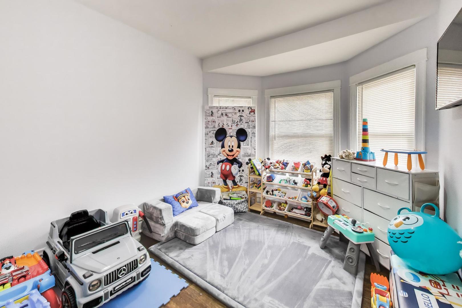 28 North Lockwood Avenue Chicago IL 60644