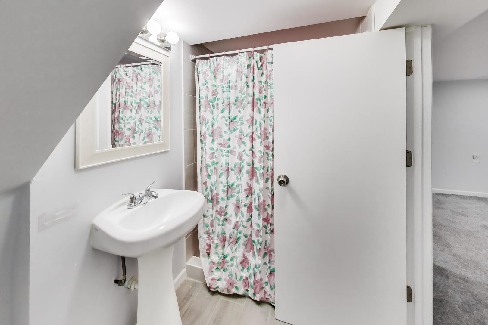 28 North Lockwood Avenue Chicago IL 60644