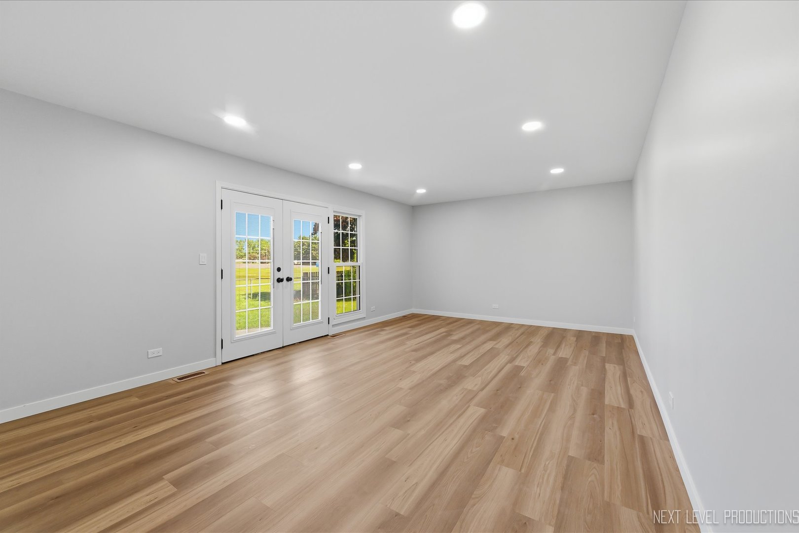 1340 Nantucket Court Carol Stream IL 60188