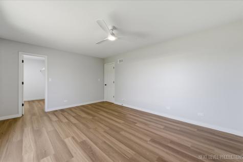 1340 Nantucket Court Carol Stream IL 60188