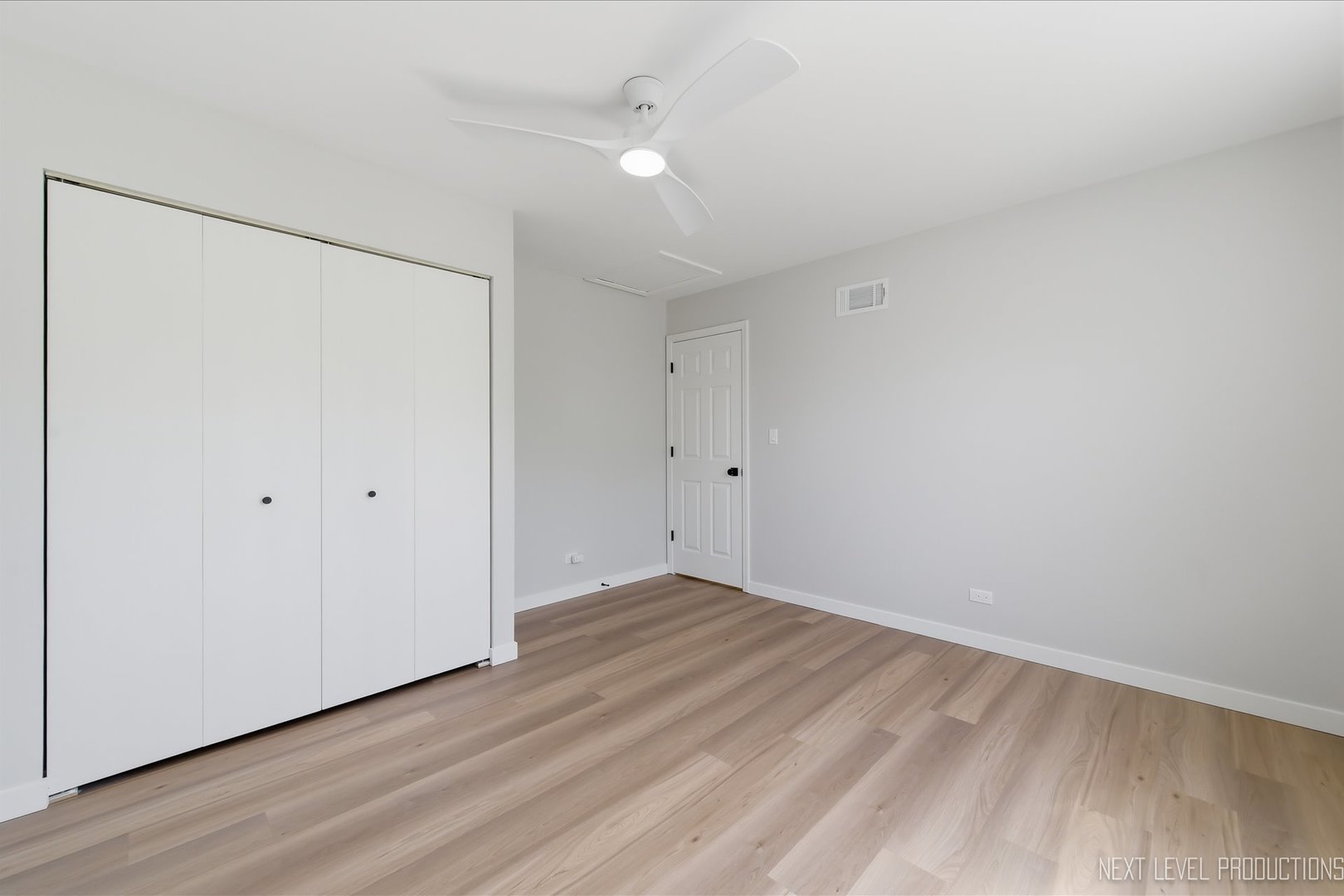 1340 Nantucket Court Carol Stream IL 60188