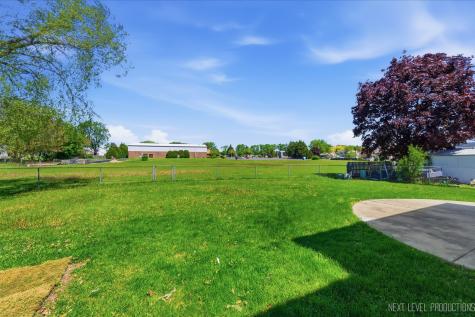 1340 Nantucket Court Carol Stream IL 60188