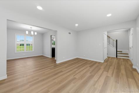 1340 Nantucket Court Carol Stream IL 60188