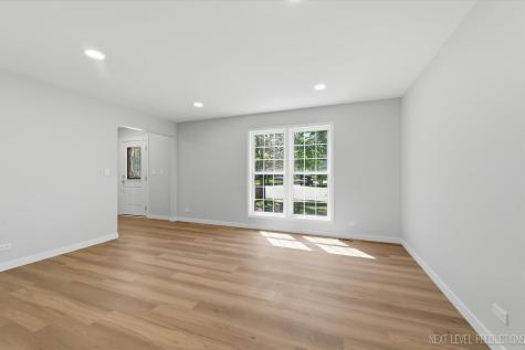 1340 Nantucket Court Carol Stream IL 60188