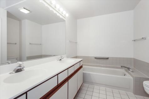 928 Longmeadow Court Barrington IL 60010