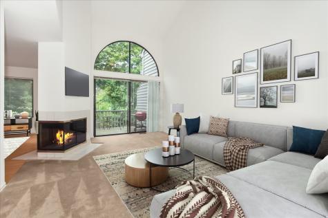 928 Longmeadow Court Barrington IL 60010