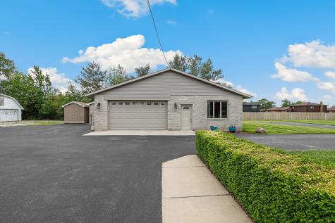 2855 Glenwood Lansing Road Lynwood IL 60411