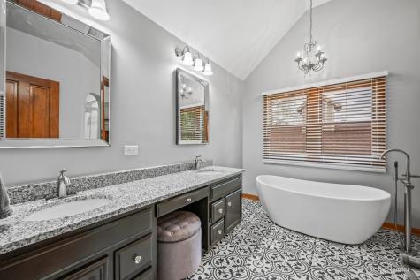 743 Cynthia Drive Lake Holiday IL 60548