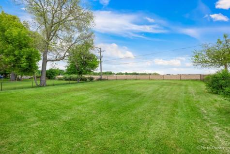 743 Cynthia Drive Lake Holiday IL 60548
