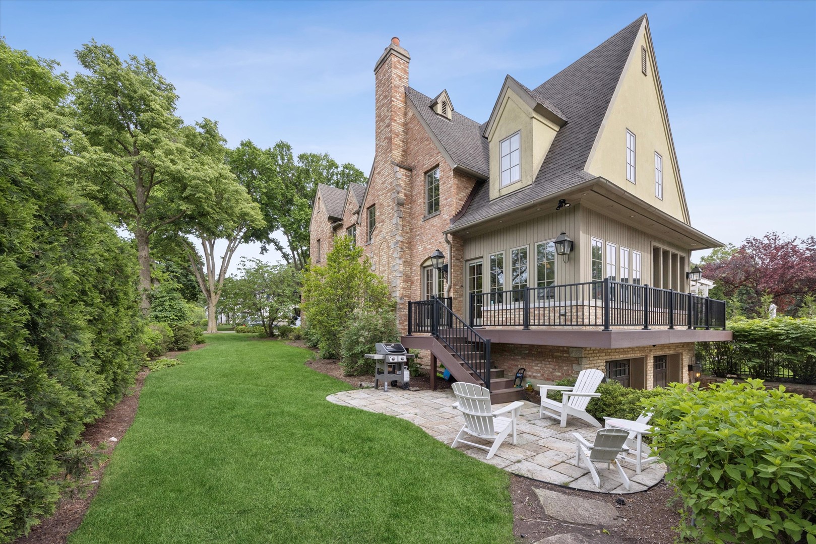 704 South Lincoln Street Hinsdale IL 60521