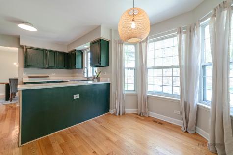 352 Fairfax Lane Grayslake IL 60030