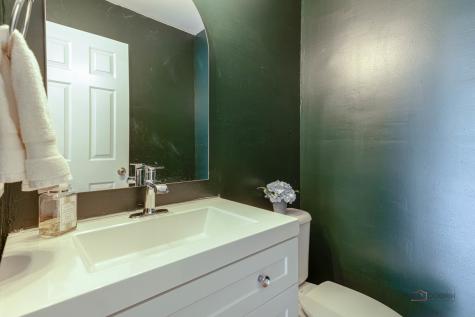 352 Fairfax Lane Grayslake IL 60030