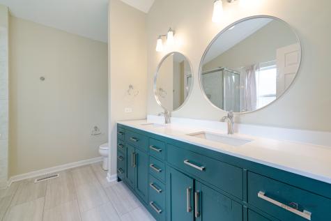 352 Fairfax Lane Grayslake IL 60030