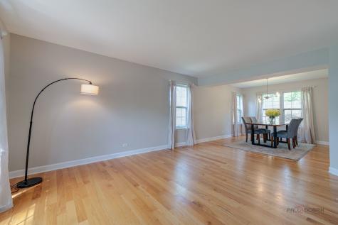 352 Fairfax Lane Grayslake IL 60030