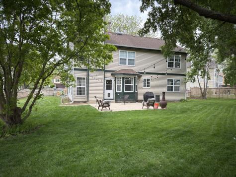 352 Fairfax Lane Grayslake IL 60030