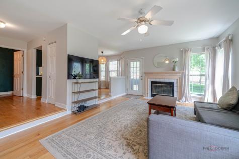 352 Fairfax Lane Grayslake IL 60030