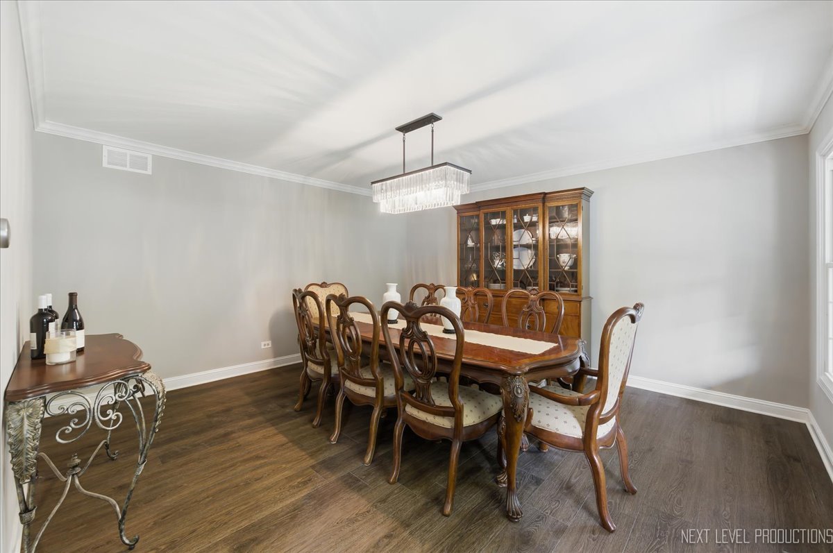 629 Joshua Court Naperville IL 60540