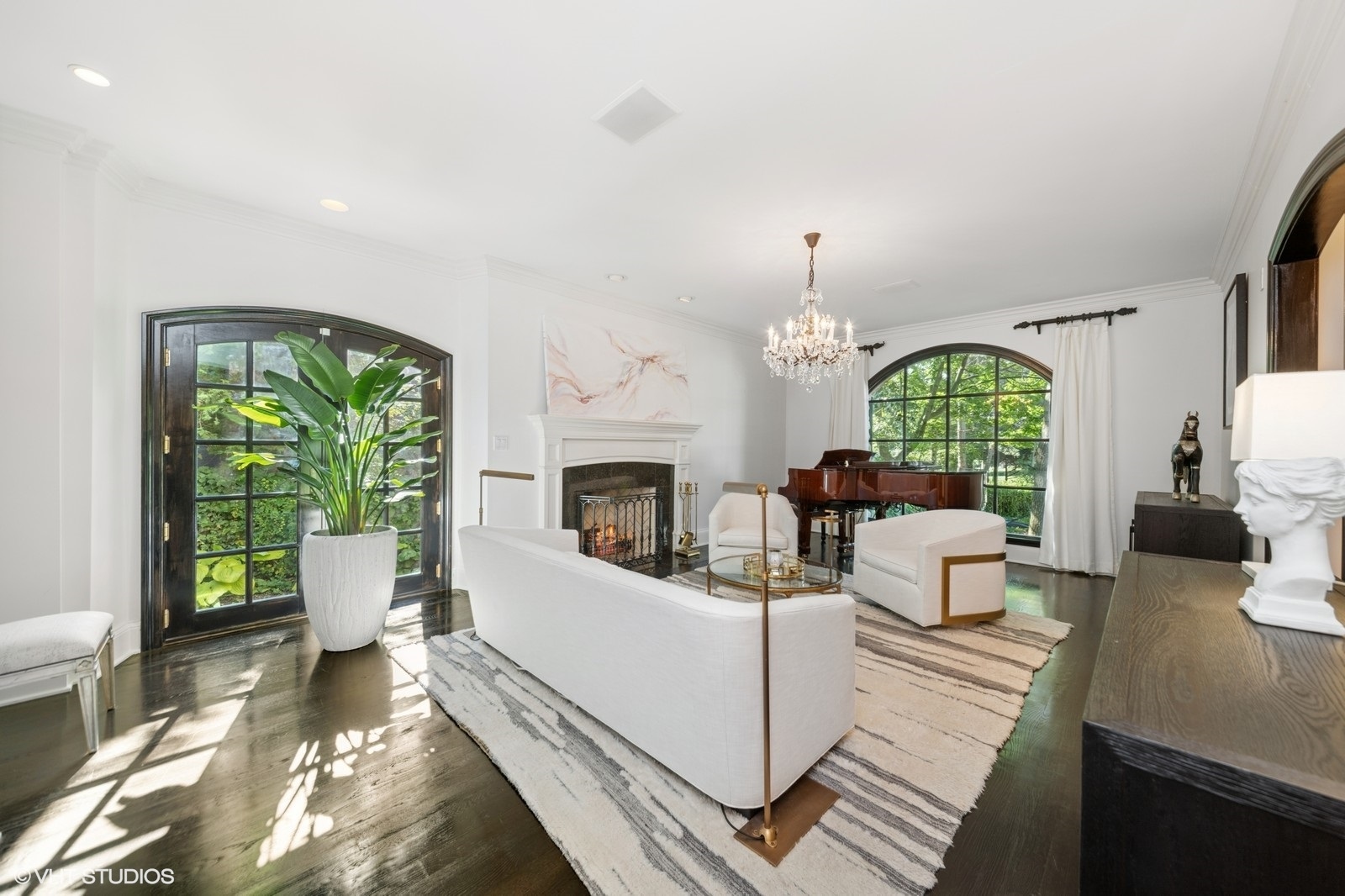 580 Oak Street Glen Ellyn IL 60137