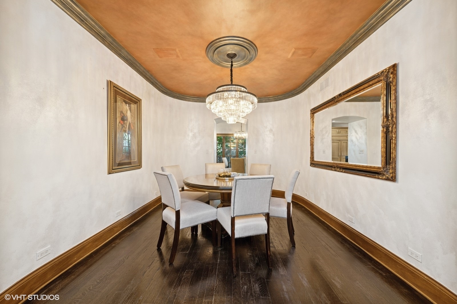 580 Oak Street Glen Ellyn IL 60137