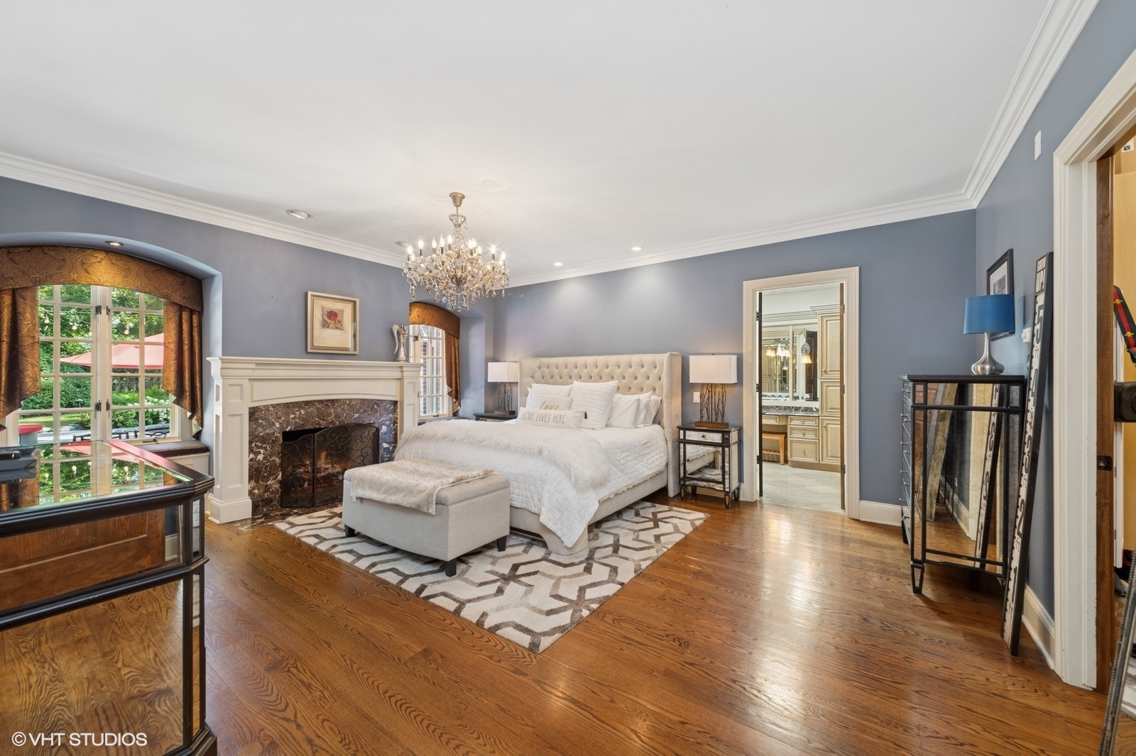 580 Oak Street Glen Ellyn IL 60137