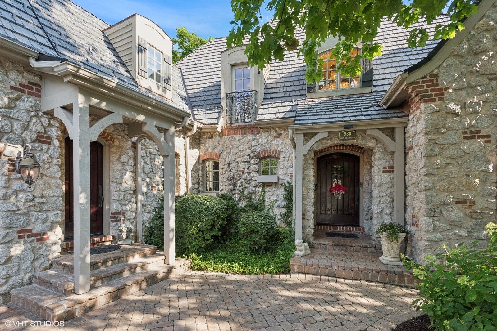 580 Oak Street Glen Ellyn IL 60137