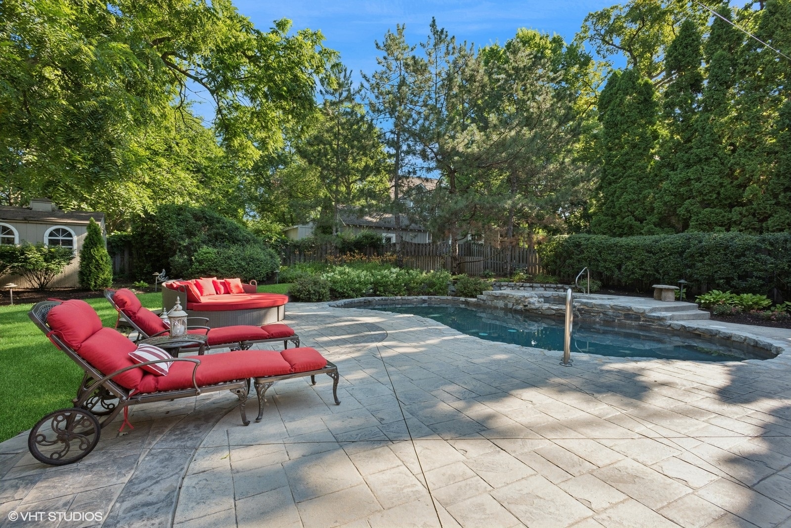 580 Oak Street Glen Ellyn IL 60137