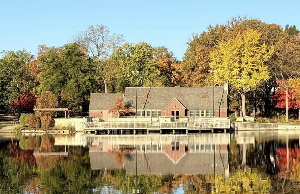 580 Oak Street Glen Ellyn IL 60137