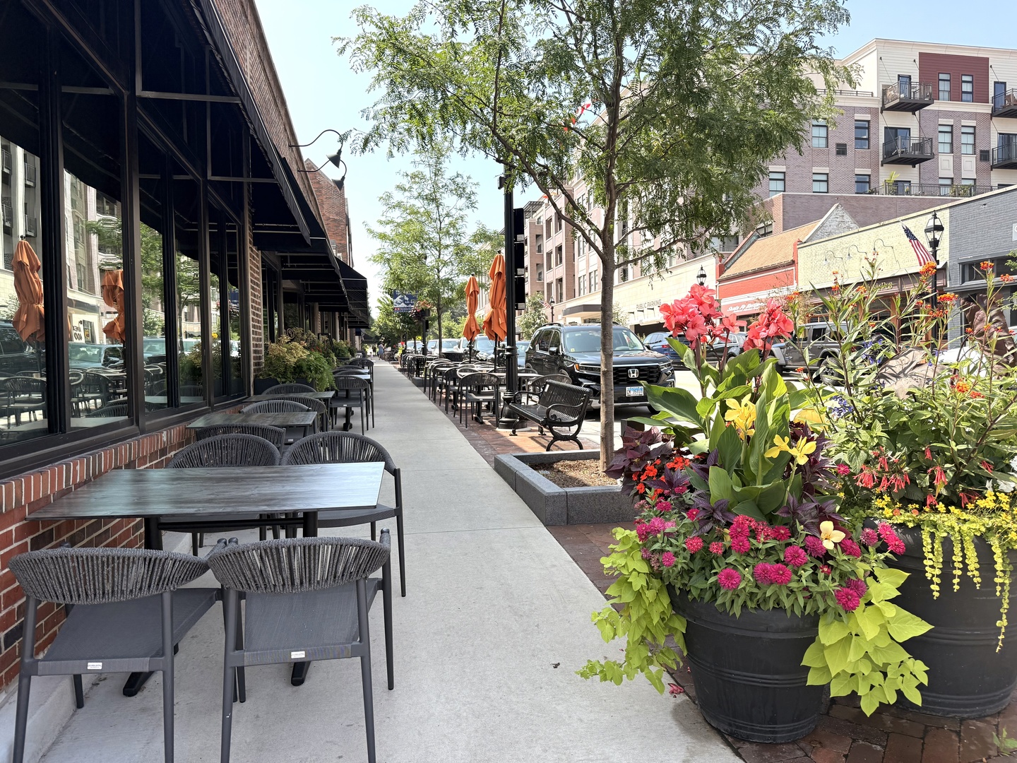 580 Oak Street Glen Ellyn IL 60137