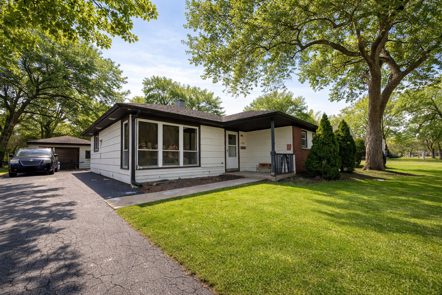 2109 Park Street Rolling Meadows IL 60008