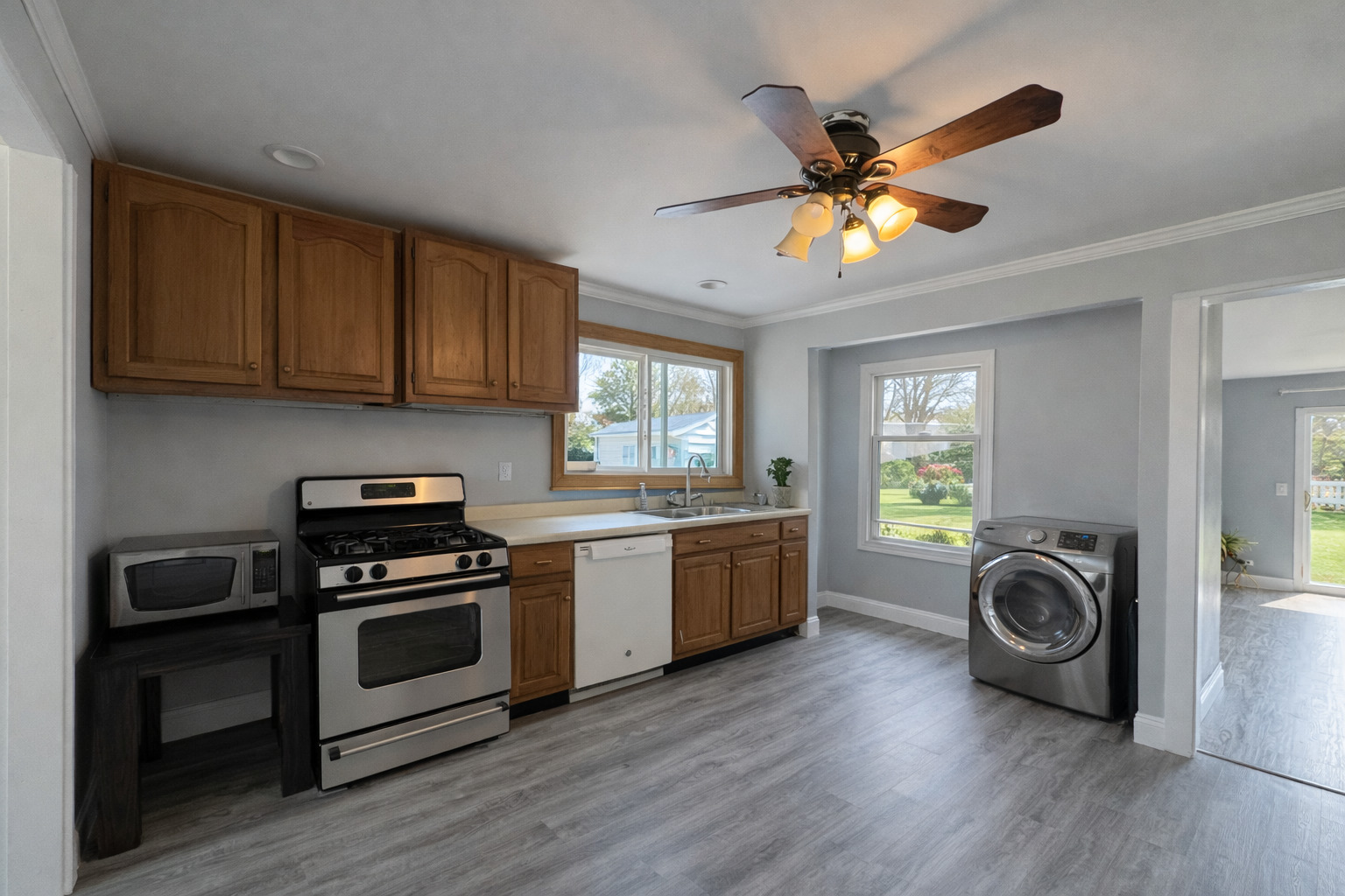2109 Park Street Rolling Meadows IL 60008