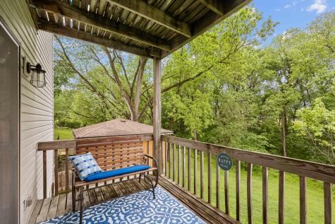 8504 Ridgewood Road Rock Island IL 61201