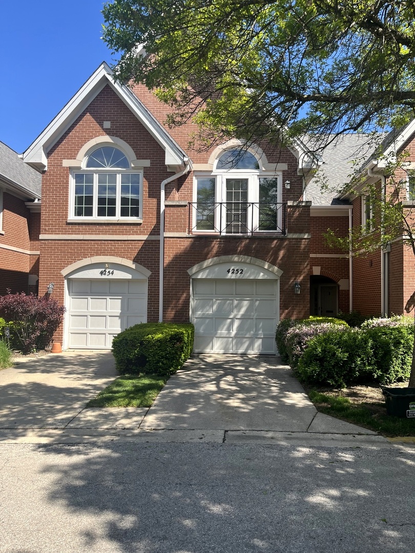 4252 West Harrington Lane Chicago IL 60646