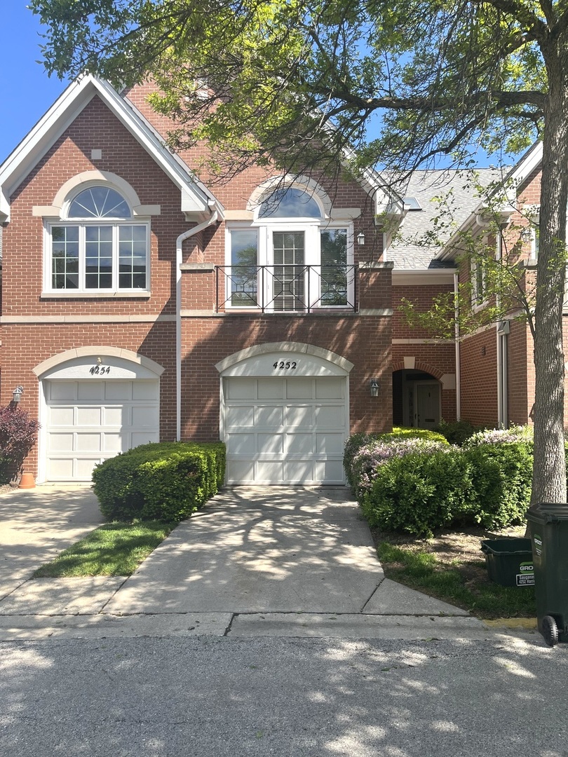 4252 West Harrington Lane Chicago IL 60646